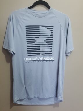 Under Armour Men's Light Gray Performance T-Shirt Size Medium